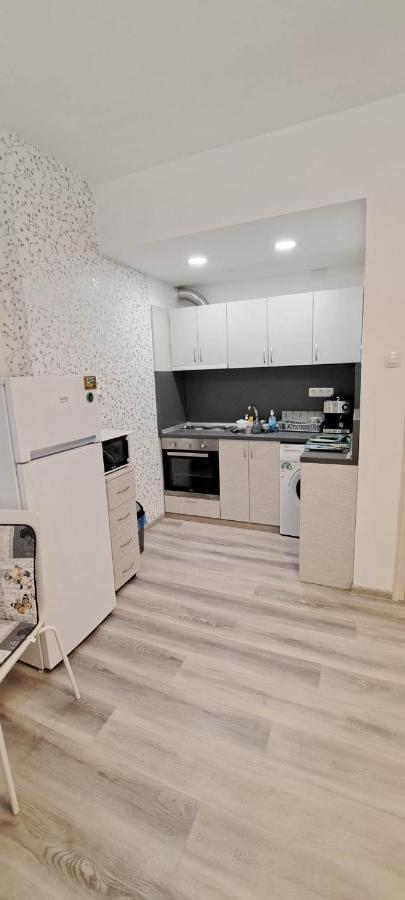 Alana Apartment Sztara Zagora Kültér fotó